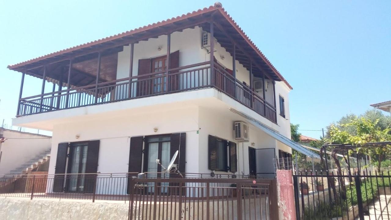 Balcony With View Βίλα Korifásion Εξωτερικό φωτογραφία