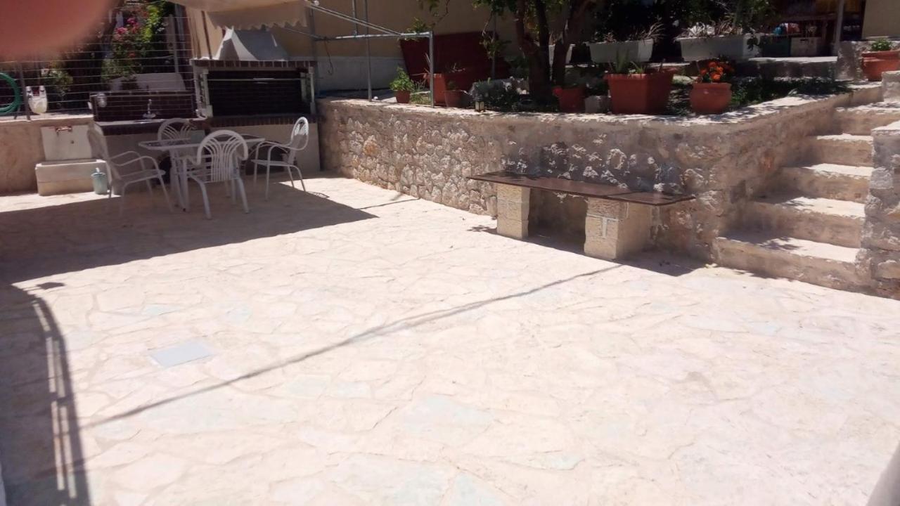 Balcony With View Βίλα Korifásion Εξωτερικό φωτογραφία